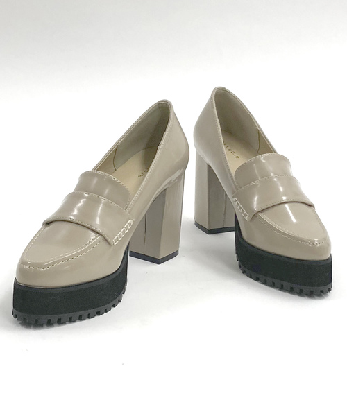 archives(アルシーヴ)の「ヒールローファー(ローファー・レディース・ブラック/ベージュ・MEDIUM/LARGE)」の11枚目の写真