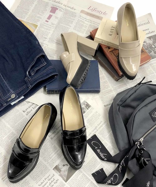 archives(アルシーヴ)の「ヒールローファー(ローファー・レディース・ブラック/ベージュ・MEDIUM/LARGE)」の10枚目の写真