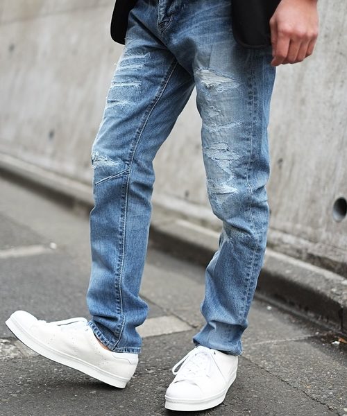 GOSTAR DE FUGA(ゴスタール ジフーガ)の「ルーズシルエットデニムパンツ(デニムパンツ・メンズ・ライトブルー/インディゴブルー・S/M/L)」の15枚目の写真