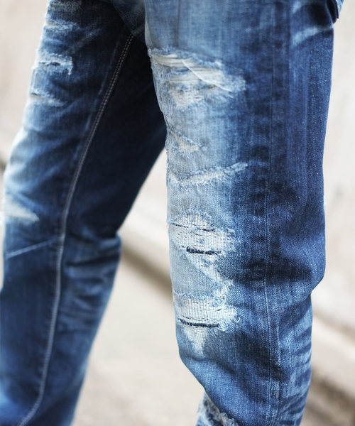 GOSTAR DE FUGA(ゴスタール ジフーガ)の「ルーズシルエットデニムパンツ(デニムパンツ・メンズ・ライトブルー/インディゴブルー・S/M/L)」の14枚目の写真