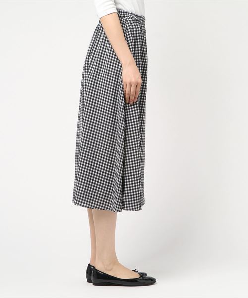 Petit Honfleur（プチオンフルール）の「ギンガムチェックスカート（スカート・レディース・ブラック/ネイビー・M size/L size）」の3枚目の写真
