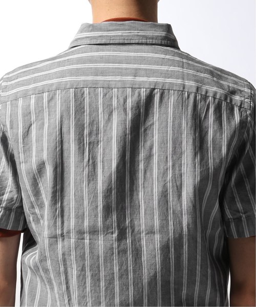 EDIFICE(エディフィス)の「Matteucci / Belesto 別注 ダブルストライプ オープンカラー シャツ(シャツ/ブラウス・メンズ・ライトグレー・SMALL/MEDIUM/LARGE)」の8枚目の写真
