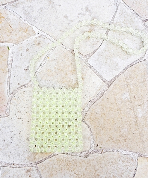 Casselini（キャセリーニ）の「クリアカラービーズバッグ（ショルダーバッグ・レディース・ブラック/ピンク/イエロー/クリア・FREE）」の6枚目の写真