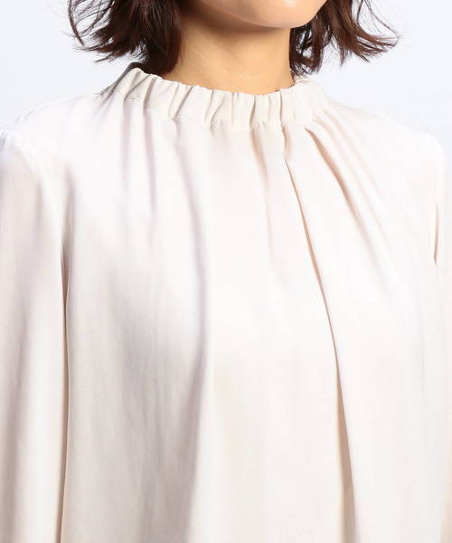 NARACAMICIE（ナラカミーチェ）の「ソフトジョーゼットネックギャザー長袖ブラウス（シャツ/ブラウス・レディース・ホワイト/グリーン/ネイビー・SMALL/MEDIUM/LARGE）」の11枚目の写真