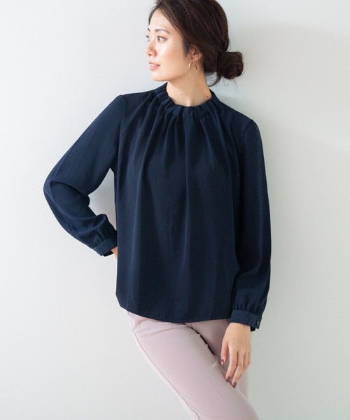NARACAMICIE（ナラカミーチェ）の「ソフトジョーゼットネックギャザー長袖ブラウス（シャツ/ブラウス・レディース・ホワイト/グリーン/ネイビー・SMALL/MEDIUM/LARGE）」の19枚目の写真