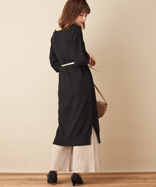 natural couture（ナチュラルクチュール）の「【WEB限定カラー有り】ベルト2本付きバルーン袖ニットワンピース（ワンピース・レディース・ブラック/パープル/ブラウン/サックスブルー/モカ/ラベンダー/オリーブ・FREE）」の21枚目の写真