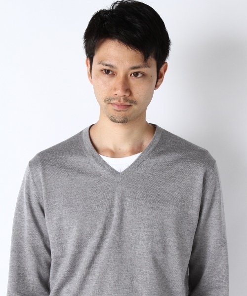 EDIFICE（エディフィス）の「◇16GGニットVネックプルオーバー（ニット/セーター・メンズ・ホワイト/ブラック/グレー/グリーン/ネイビー/ボルドー・46/48/44）」の11枚目の写真