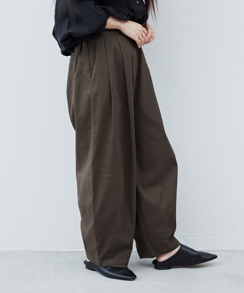 Libra Cue（リブラ キュー）の「Libra サーカスパンツ（チノパンツ・レディース・チャコールグレー/ブラック/ベージュ・FREE）」の8枚目の写真