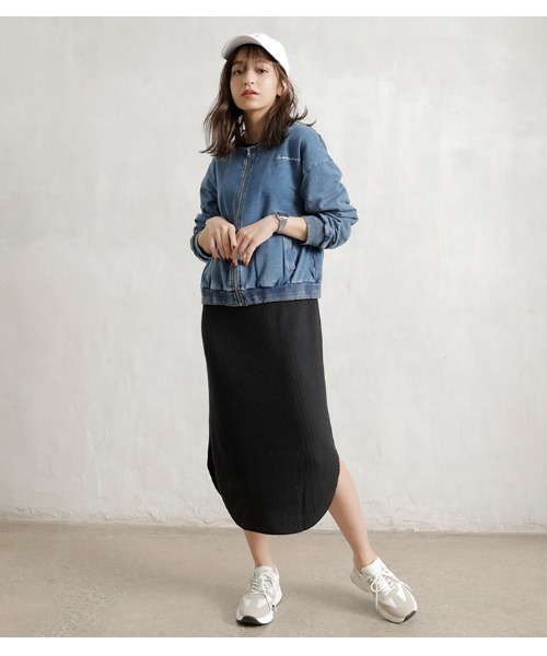 KANGOL EXTRA COMFORT(カンゴールエクストラコンフォート)の「【KANGOL EXTRA COMFORT(カンゴール エクストラ コンフォート)】刺繍ロゴ入りデニムブルゾン(ブルゾン・レディース・サックスブルー/インディゴブルー/ブラック・LL/L/M)」の4枚目の写真