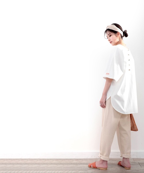 Java（ジャバ）の「《JaVaジャバ コラボ》綿100％　前後２way楽しめる♪ヘンリーラグラントップス（Tシャツ/カットソー・レディース・ホワイト/ブラック/ナチュラル/グレイッシュベージュ・MEDIUM/LARGE/X-LARGE）」の9枚目の写真