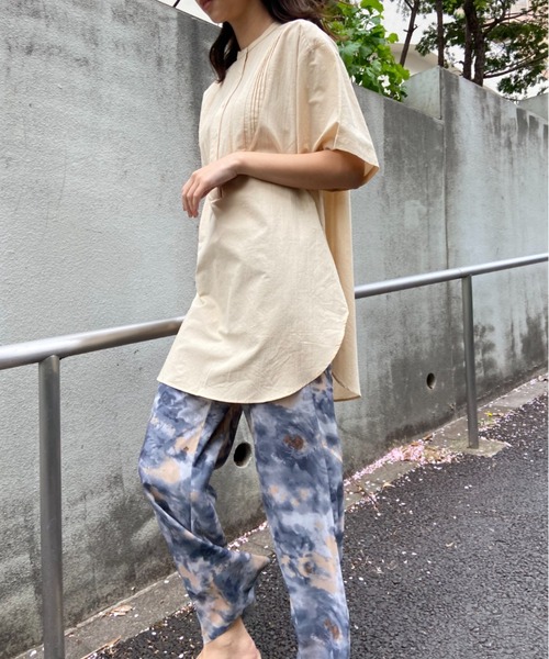 AZUL ENCANTO（アズールエンカント）の「ぼかし柄ストレートパンツ（その他パンツ・レディース・ベージュ/グレー・FREE）」の9枚目の写真