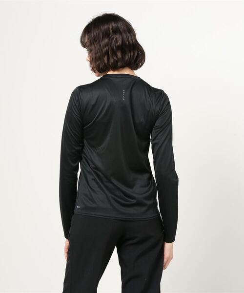 PUMA（プーマ）の「プーマ PUMA ランニング LS Tシャツ（Tシャツ/カットソー・レディース・ブラック・L/M/S）」の2枚目の写真