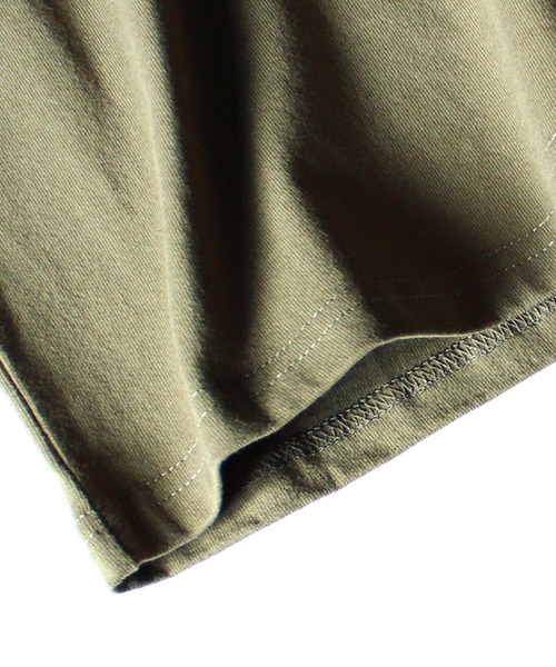 THE CASUAL（カジュアル）の「【USAコットン綿100%】ビッグシルエットポケット付き無地半袖Tシャツ カットソー キッズ（Tシャツ/カットソー・キッズ・オフホワイト/モカ/ネイビー/ピンク/ブラック/カーキ/ベージュ/ラベンダー/チャコール/ミント・130cm/110cm/140cm/150cm/120cm/160cm）」の14枚目の写真