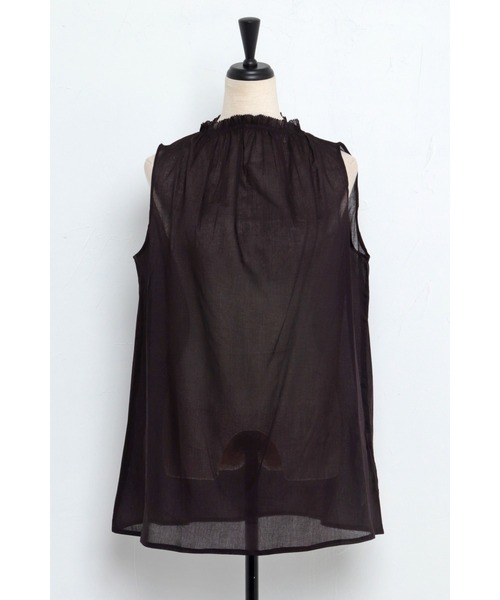 Bonjour Sagan(ボンジュールサガン)の「フリルネックノースリーブブラウス(タンクトップ・レディース・ホワイト/ブラック/サックスブルー・FREE)」の19枚目の写真