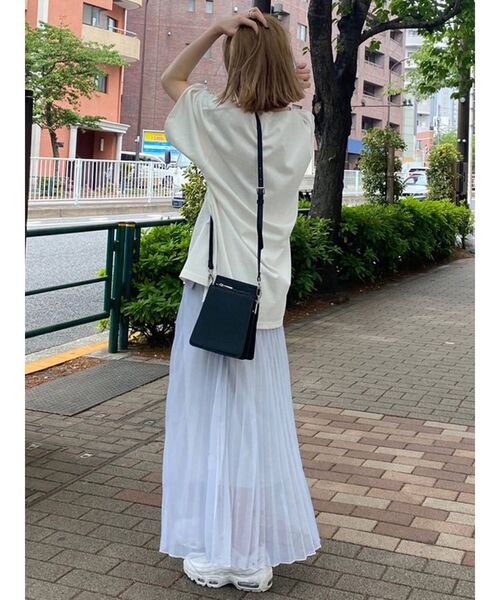 MURUA（ムルーア）の「USコットンベーシックTee（Tシャツ/カットソー・レディース・ホワイト/ブラック/ダークグレー/モカ・FREE）」の6枚目の写真