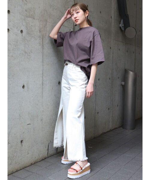 MURUA（ムルーア）の「USコットンベーシックTee（Tシャツ/カットソー・レディース・ホワイト/ブラック/ダークグレー/モカ・FREE）」の22枚目の写真