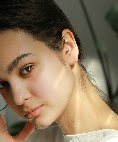 LAPUIS（ラピュイ）の「トラカフ（イヤリング・レディース・ホワイト/シルバー/ゴールド・FREE）」の9枚目の写真