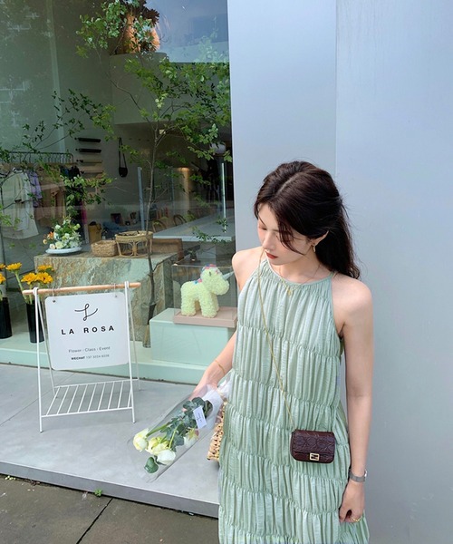 Jewelobe（ジュエローブ）の「シャーリングキャミワンピース（ワンピース・レディース・グリーン/ベージュ/ブラック・FREE）」の11枚目の写真