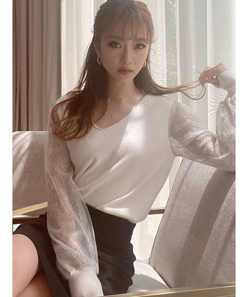 RESEXXY(リゼクシー)の「レース切替えニットトップス(ニット/セーター・レディース・ホワイト/ブラック/ブルー/ベージュ・FREE)」の2枚目の写真