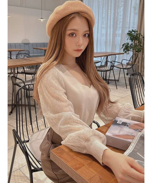 RESEXXY(リゼクシー)の「レース切替えニットトップス(ニット/セーター・レディース・ホワイト/ブラック/ブルー/ベージュ・FREE)」の8枚目の写真