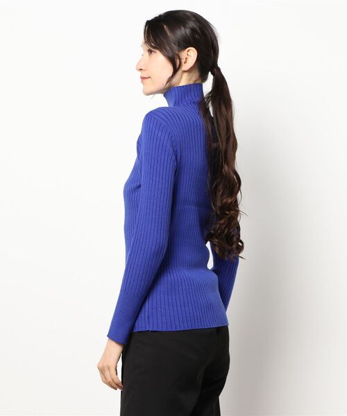 RASVOA（ラスボア）の「前後２ＷＡＹモチモチニット（ニット/セーター・レディース・ブルー/オフホワイト/ブラック・FREE）」の16枚目の写真