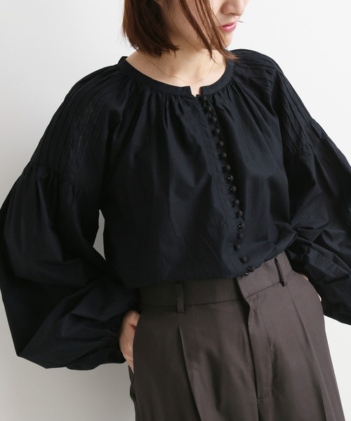 IENA(イエナ)の「【SARA MALLIKA/サラマリカ】 BIG SLEEVE ブラウス◆(シャツ/ブラウス・レディース・ホワイト/ブラック・FREE)」の22枚目の写真