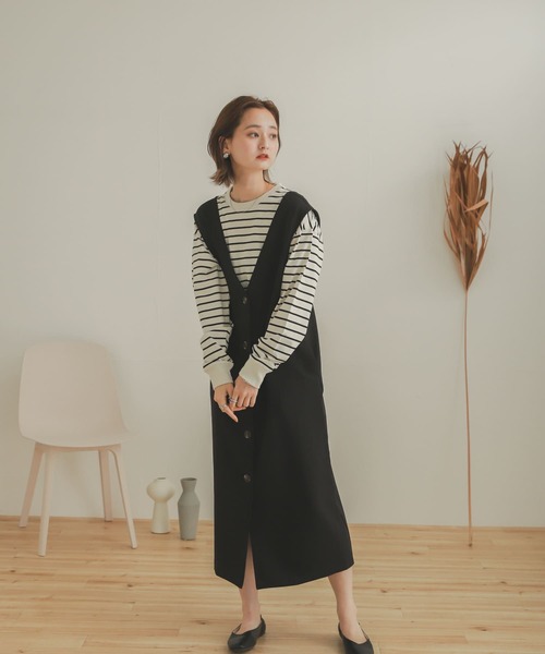 SENSE OF PLACE by URBAN RESEARCH（センスオブプレイスバイアーバンリサーチ）の「Vネックジャンパースカート（ジャンパースカート・レディース・ベージュ/ブラック・ONE）」の2枚目の写真
