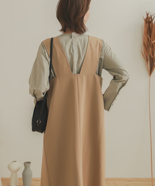 SENSE OF PLACE by URBAN RESEARCH（センスオブプレイスバイアーバンリサーチ）の「Vネックジャンパースカート（ジャンパースカート・レディース・ベージュ/ブラック・ONE）」の8枚目の写真