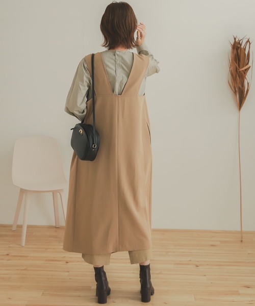 SENSE OF PLACE by URBAN RESEARCH（センスオブプレイスバイアーバンリサーチ）の「Vネックジャンパースカート（ジャンパースカート・レディース・ベージュ/ブラック・ONE）」の14枚目の写真