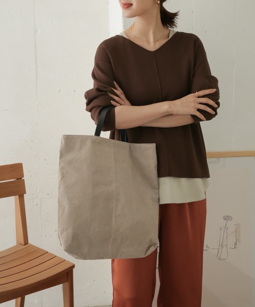 URBAN RESEARCH DOORS（アーバンリサーチドアーズ）の「ミラノリブワイドVネックプルオーバー（ニット/セーター・レディース・ブルー系その他/ブラック/ブラウン・ONE）」の20枚目の写真