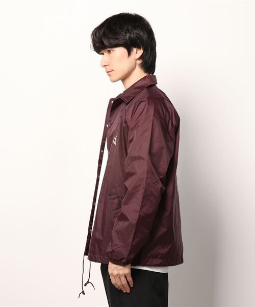 VALLIS by FACTOTUM（ヴァリスバイファクトタム）の「STUDIOUS別注 サークルロゴバックプリントコーチジャケット（ナイロンジャケット・メンズ・グリーン/バーガンディー/ブラウン・LARGE/MEDIUM）」の8枚目の写真