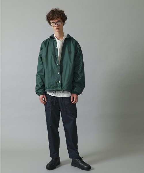 VALLIS by FACTOTUM（ヴァリスバイファクトタム）の「STUDIOUS別注 サークルロゴバックプリントコーチジャケット（ナイロンジャケット・メンズ・グリーン/バーガンディー/ブラウン・LARGE/MEDIUM）」の21枚目の写真