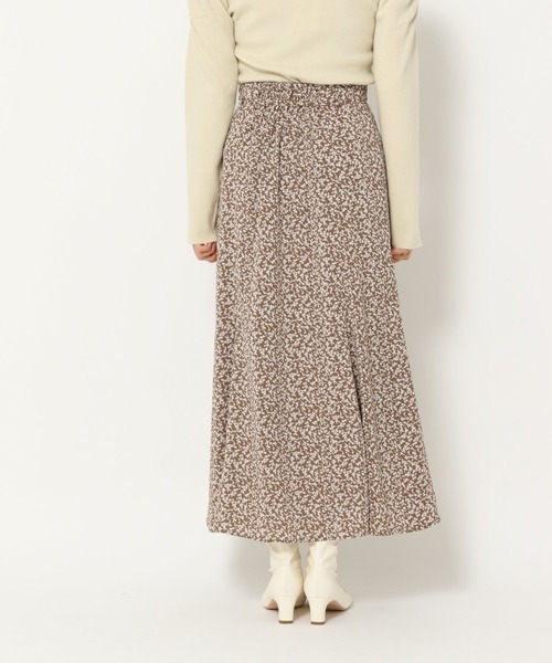 mysty woman（ミスティウーマン）の「小花マーメイドスカート 239177（スカート・レディース・ブラック/ブラウン/アイボリー・FREE）」の4枚目の写真