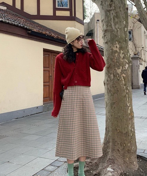 Girly Doll(ガーリードール)の「クロップドケーブルニットカーディガン(ニット/セーター・レディース・ベージュ/レッド/ピンク・FREE)」の19枚目の写真