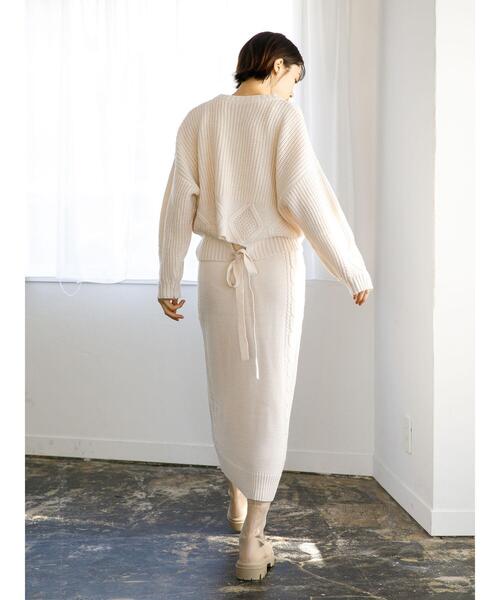 koe（コエ）の「ケーブルニットタイトスカート*（スカート・レディース・ブラック/ベージュ/ブルー/アイボリー・FREE）」の14枚目の写真