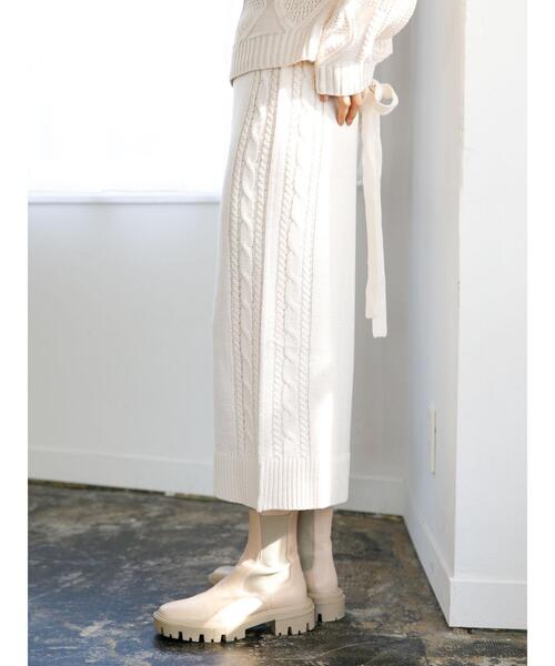 koe（コエ）の「ケーブルニットタイトスカート*（スカート・レディース・ブラック/ベージュ/ブルー/アイボリー・FREE）」の15枚目の写真
