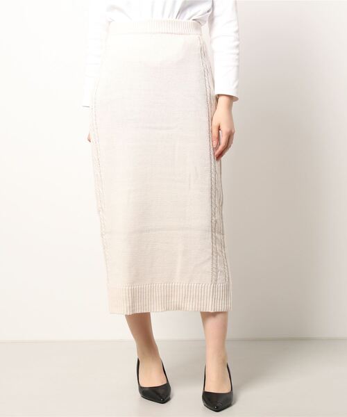 koe（コエ）の「ケーブルニットタイトスカート*（スカート・レディース・ブラック/ベージュ/ブルー/アイボリー・FREE）」の8枚目の写真