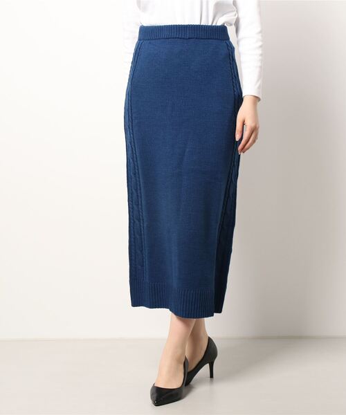 koe（コエ）の「ケーブルニットタイトスカート*（スカート・レディース・ブラック/ベージュ/ブルー/アイボリー・FREE）」の9枚目の写真