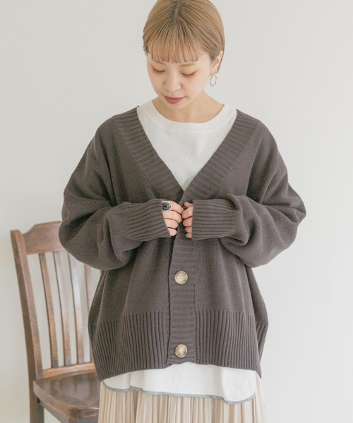 ITEMS URBANRESEARCH(アイテムズ アーバンリサーチ)の「オーバーサイズカーディガン(カーディガン/ボレロ・レディース・チャコールグレー/ベージュ/パープル・FREE)」の4枚目の写真