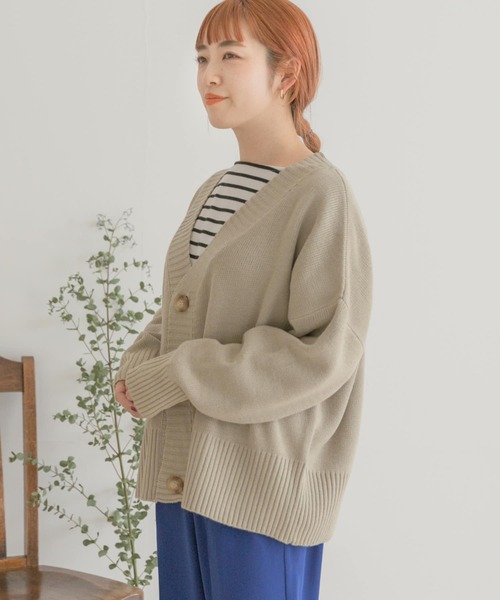 ITEMS URBANRESEARCH(アイテムズ アーバンリサーチ)の「オーバーサイズカーディガン(カーディガン/ボレロ・レディース・チャコールグレー/ベージュ/パープル・FREE)」の10枚目の写真