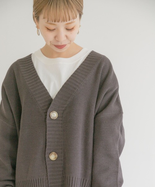 ITEMS URBANRESEARCH(アイテムズ アーバンリサーチ)の「オーバーサイズカーディガン(カーディガン/ボレロ・レディース・チャコールグレー/ベージュ/パープル・FREE)」の7枚目の写真