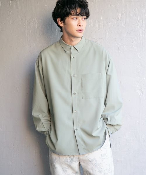 LOWRYS FARM（ローリーズファーム）の「クリアトロヨークシャツ　267566（シャツ/ブラウス・メンズ・ネイビー/グレー/グリーン/ベージュ・MEDIUM/LARGE）」の3枚目の写真