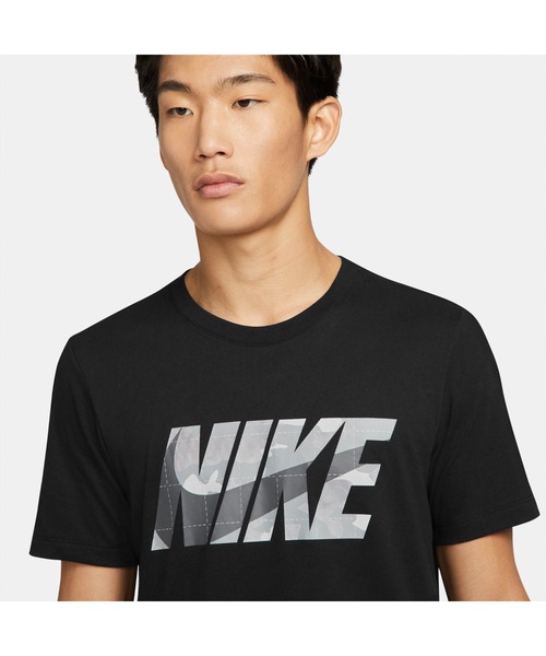 NIKE（ナイキ）の「ナイキ NIKE ナイキ DF カモ グラフィック S/S Tシャツ（Tシャツ/カットソー・メンズ・ホワイト/サンドグレー/ブラック・M/L/LL/S/3L）」の7枚目の写真