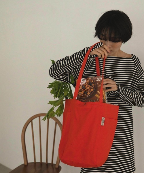 marjour（マージュール）の「2HANDLE TOTE BAG（トートバッグ・レディース・オレンジ・FREE）」の9枚目の写真