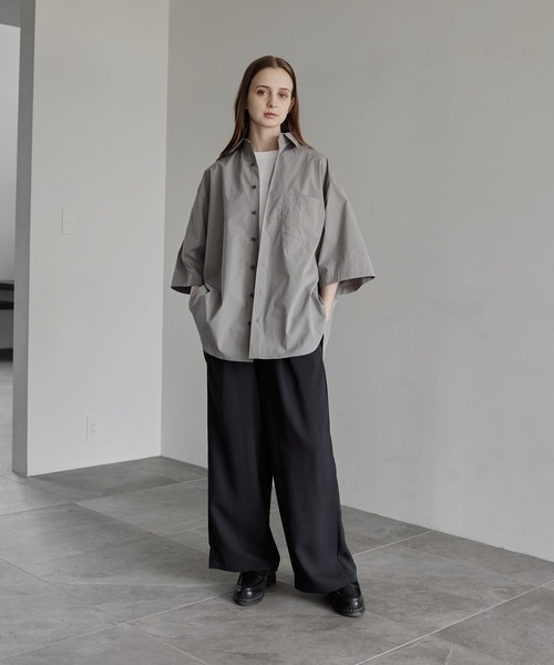 remer（リメール）の「loose taslan over shirt / ルーズタスランオーバーシャツ（シャツ/ブラウス・メンズ・グレイッシュベージュ/グリーン・MEDIUM/LARGE/SMALL）」の8枚目の写真