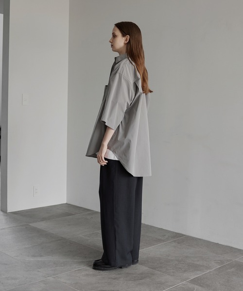 remer（リメール）の「loose taslan over shirt / ルーズタスランオーバーシャツ（シャツ/ブラウス・メンズ・グレイッシュベージュ/グリーン・MEDIUM/LARGE/SMALL）」の9枚目の写真