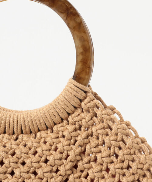 Ray BEAMS(レイビームス)の「Ray BEAMS / アクリル ハンドル 編み バッグ(かごバッグ・レディース・オフホワイト/ブラウン系その他3・ONE SIZE)」の22枚目の写真