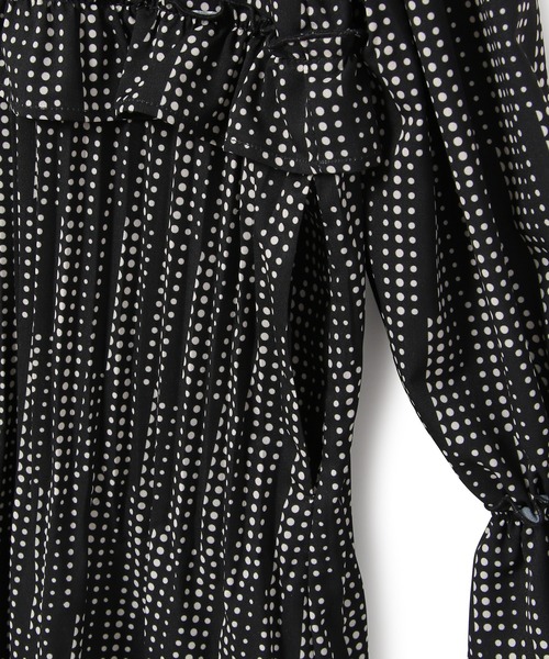 【美品】アダムエロペ プリントフリルティアードワンピース ブラック×ホワイト 美品】アダムエロペ プリントフリルティアードワンピース