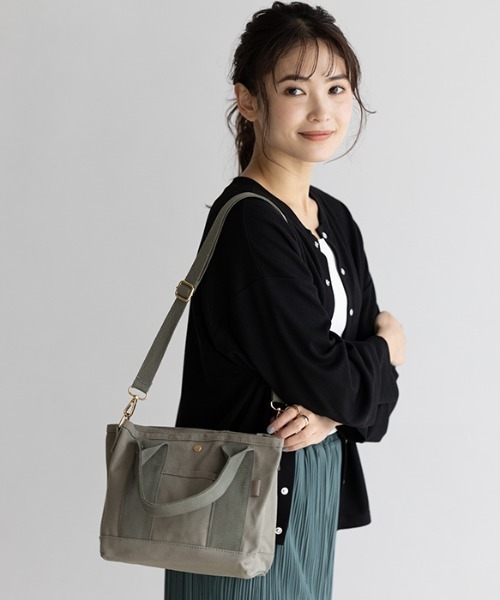 GeeRA（ジーラ）の「仕分け上手な2WAYキャンバスミニトート（トートバッグ・レディース・ブラック/グレー/レオパード/ゼブラ/アイボリー・FREE）」の6枚目の写真