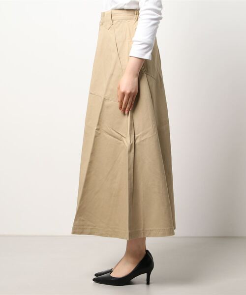 HONEYSUCKLE ROSE（ハニーサックルローズ）の「【HONEYSUCKLE ROSE】ベイカーポケットスカート（スカート・レディース・ベージュ/カーキブラウン・M/L）」の4枚目の写真